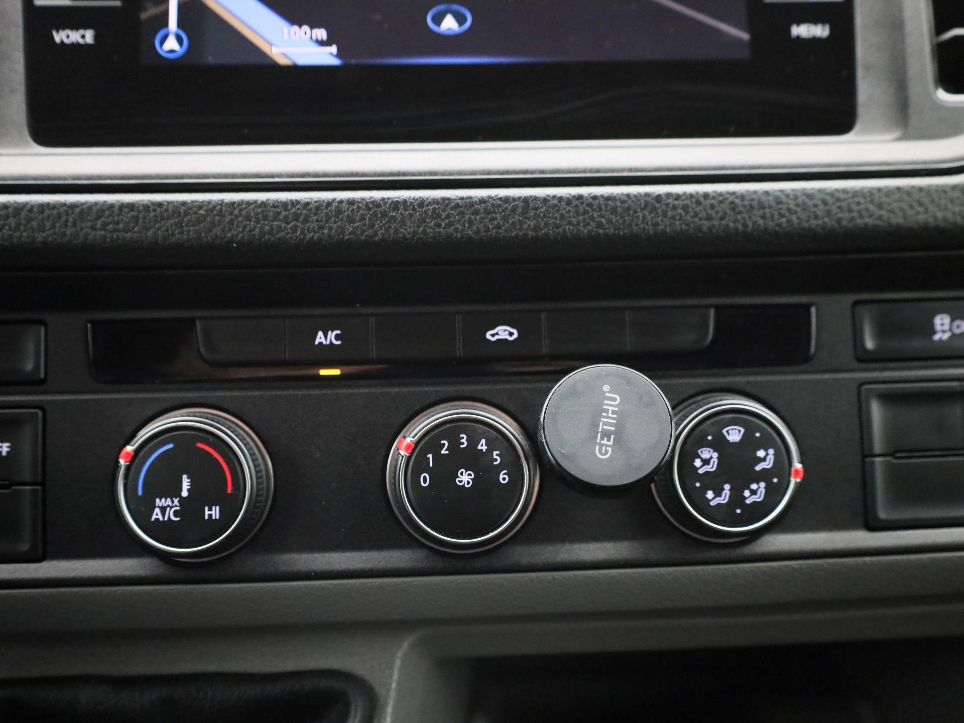 Volkswagen-Crafter-image-21