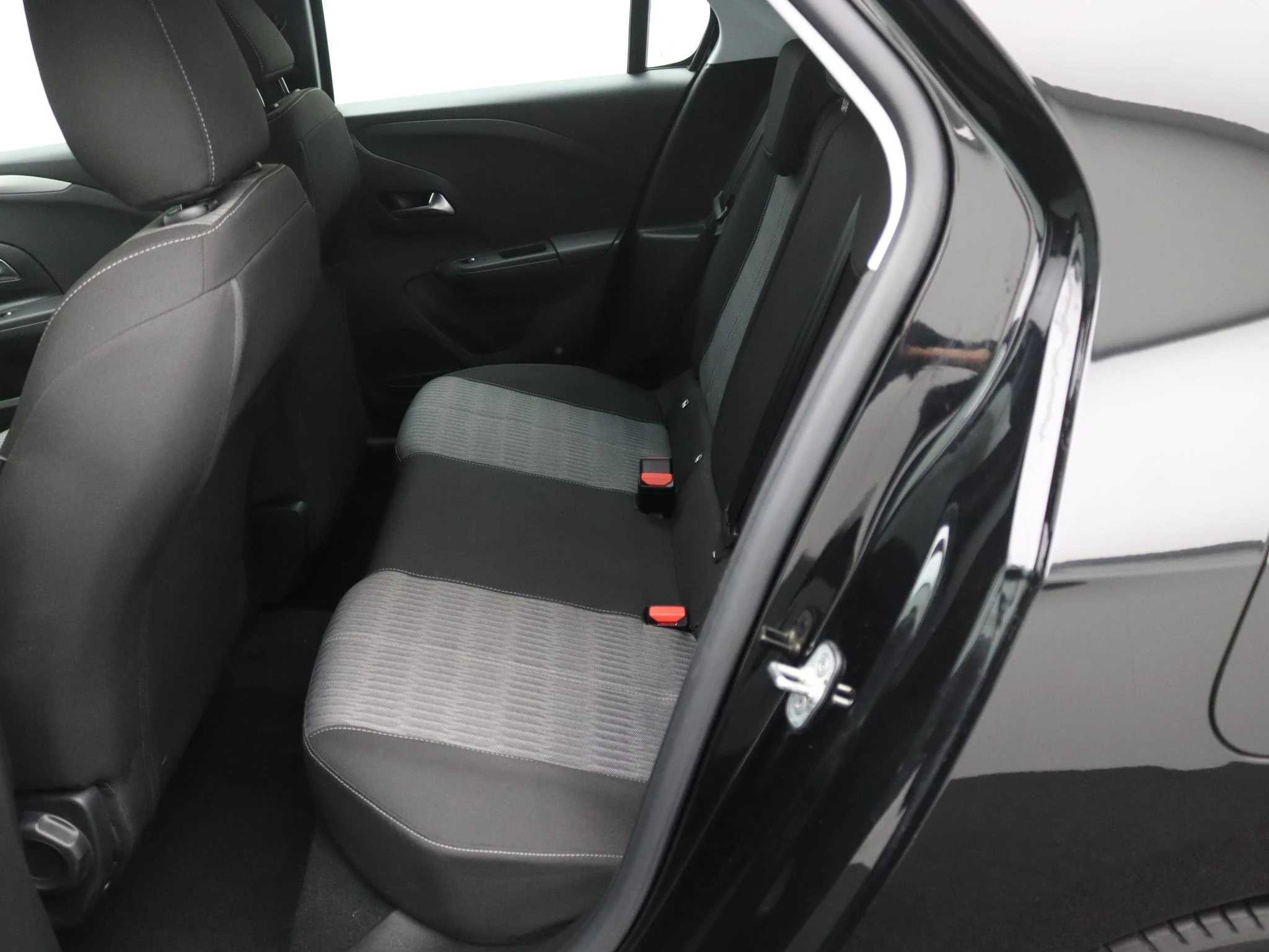 Opel-Corsa-image-12