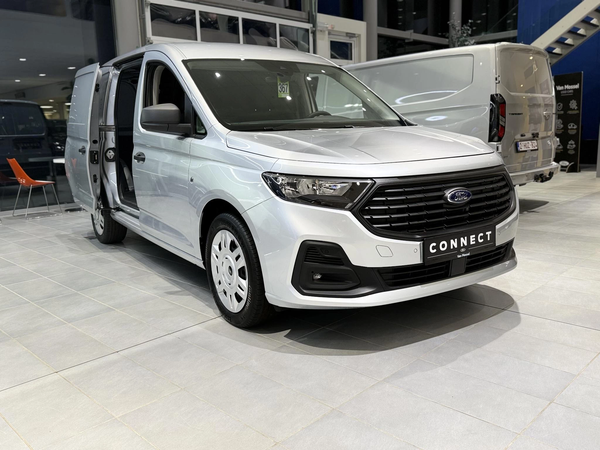 Ford-Transit Connect-image-2