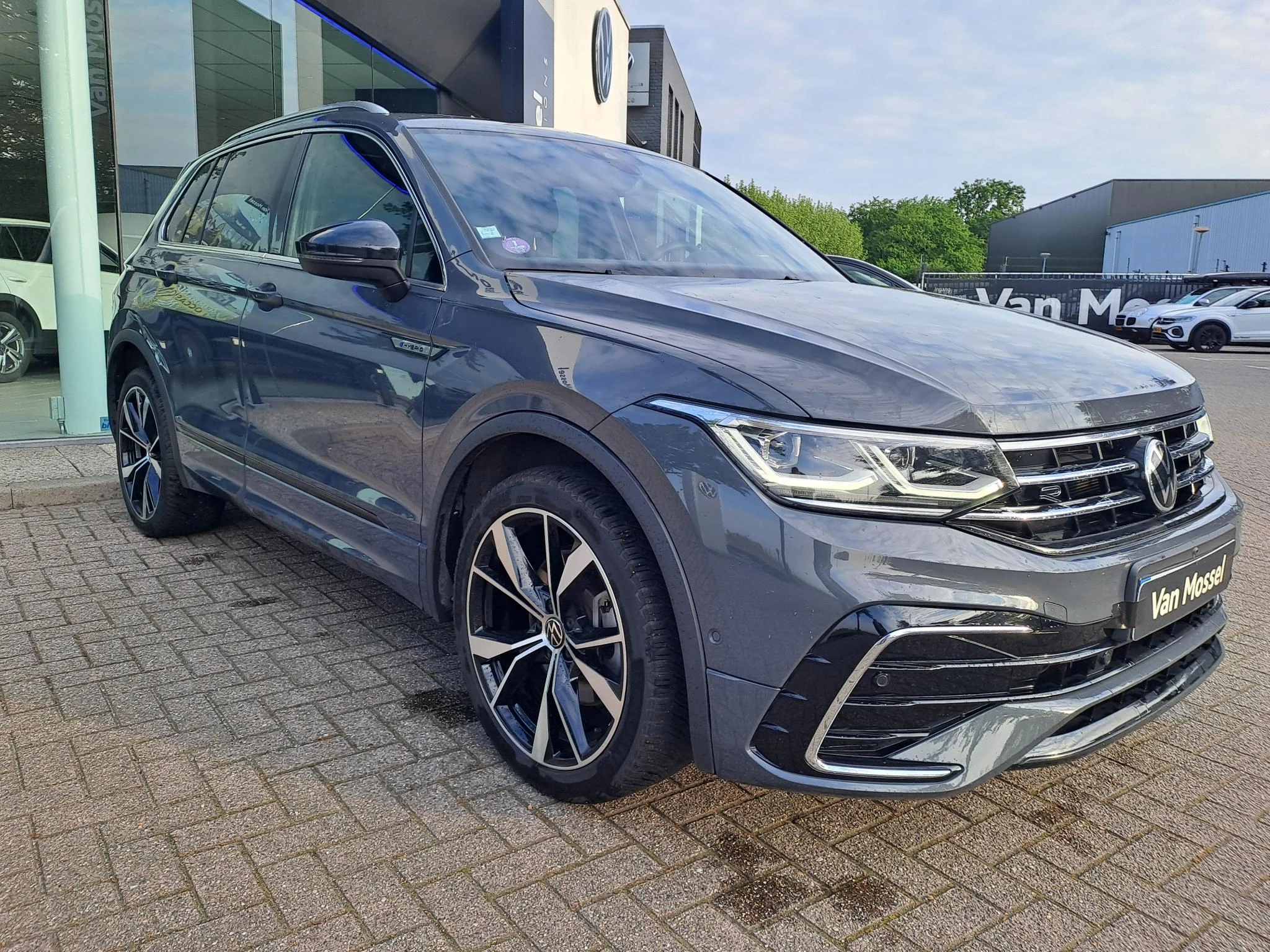 Volkswagen Tiguan 1.4 TSI eHybrid R-Line Business+