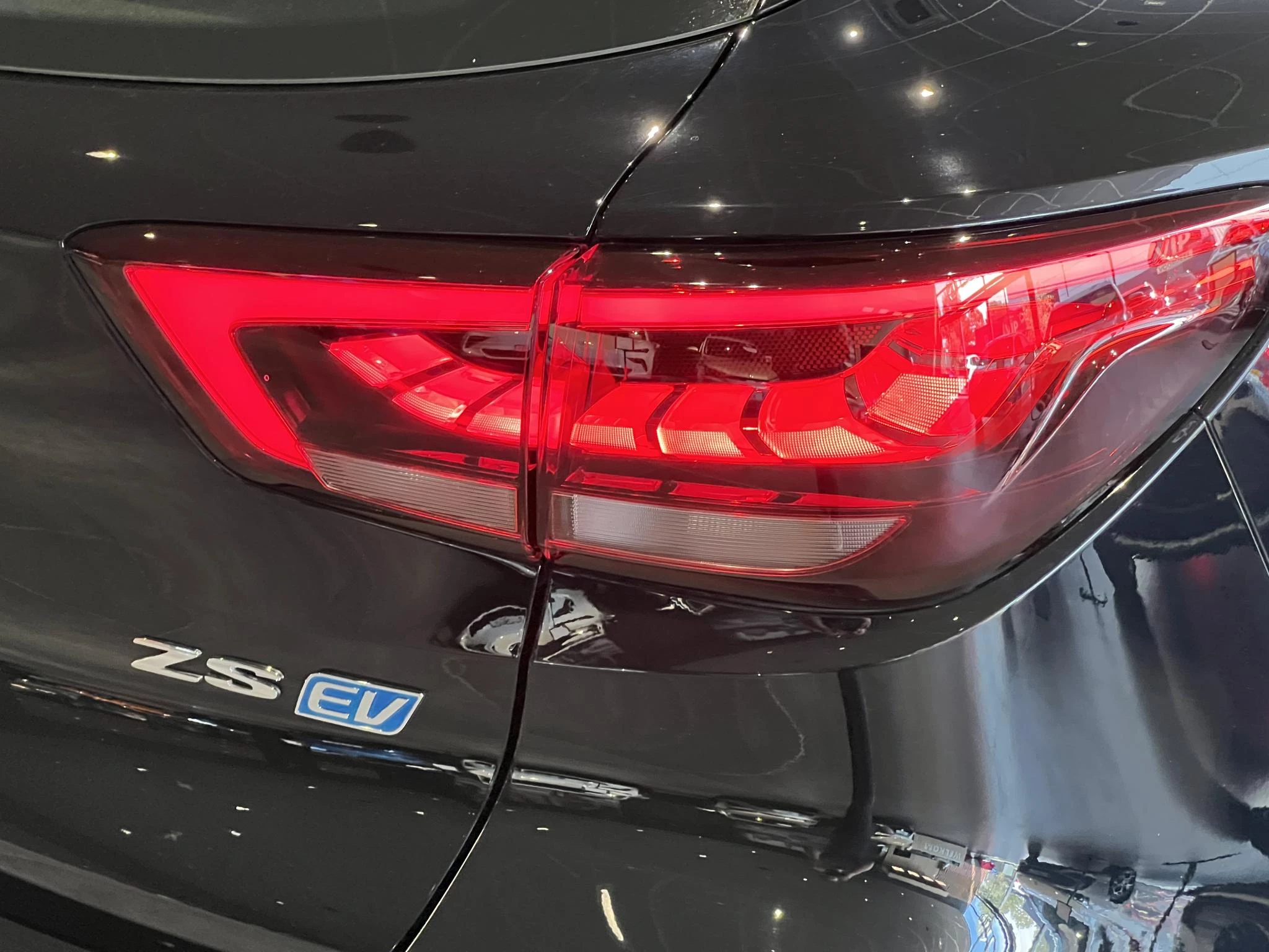 MG-ZS EV-image-19