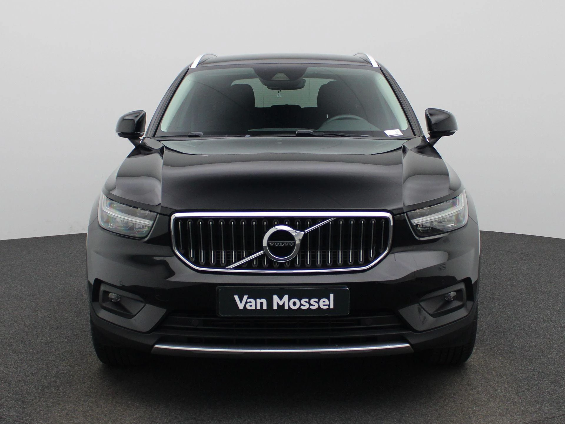 Volvo-XC40-image-4