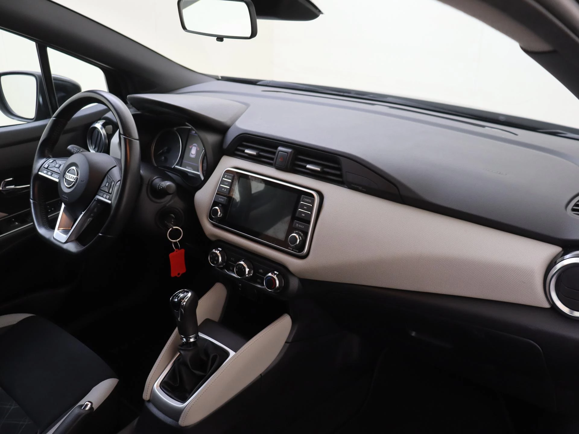 Nissan-Micra-image-4