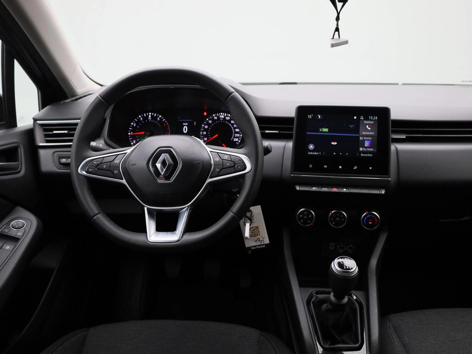 Renault-Clio-image-6