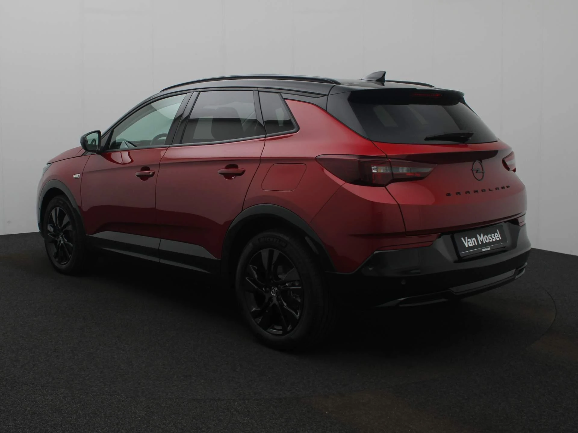Opel-Grandland-image-1