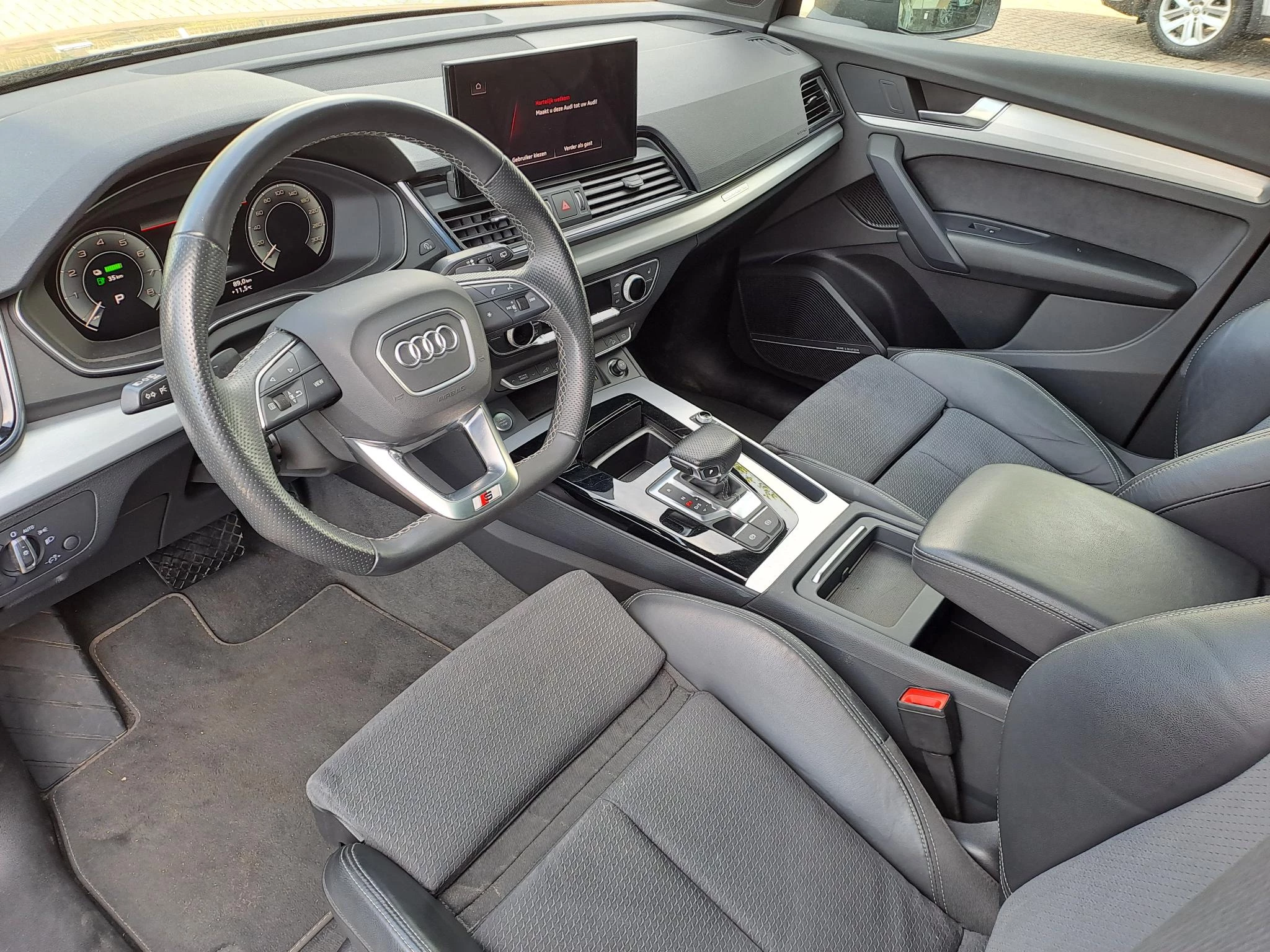 Audi-Q5-image-7