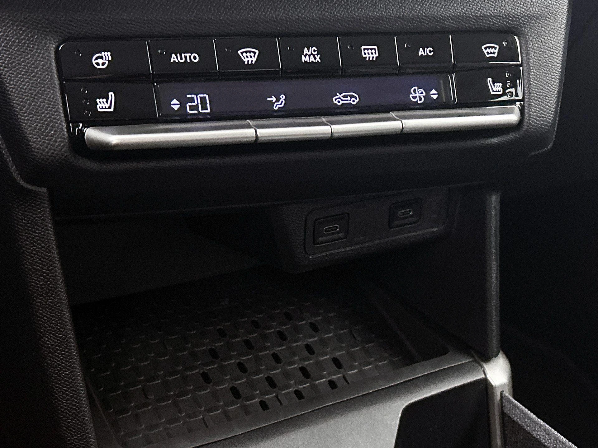 Opel-Frontera-image-24