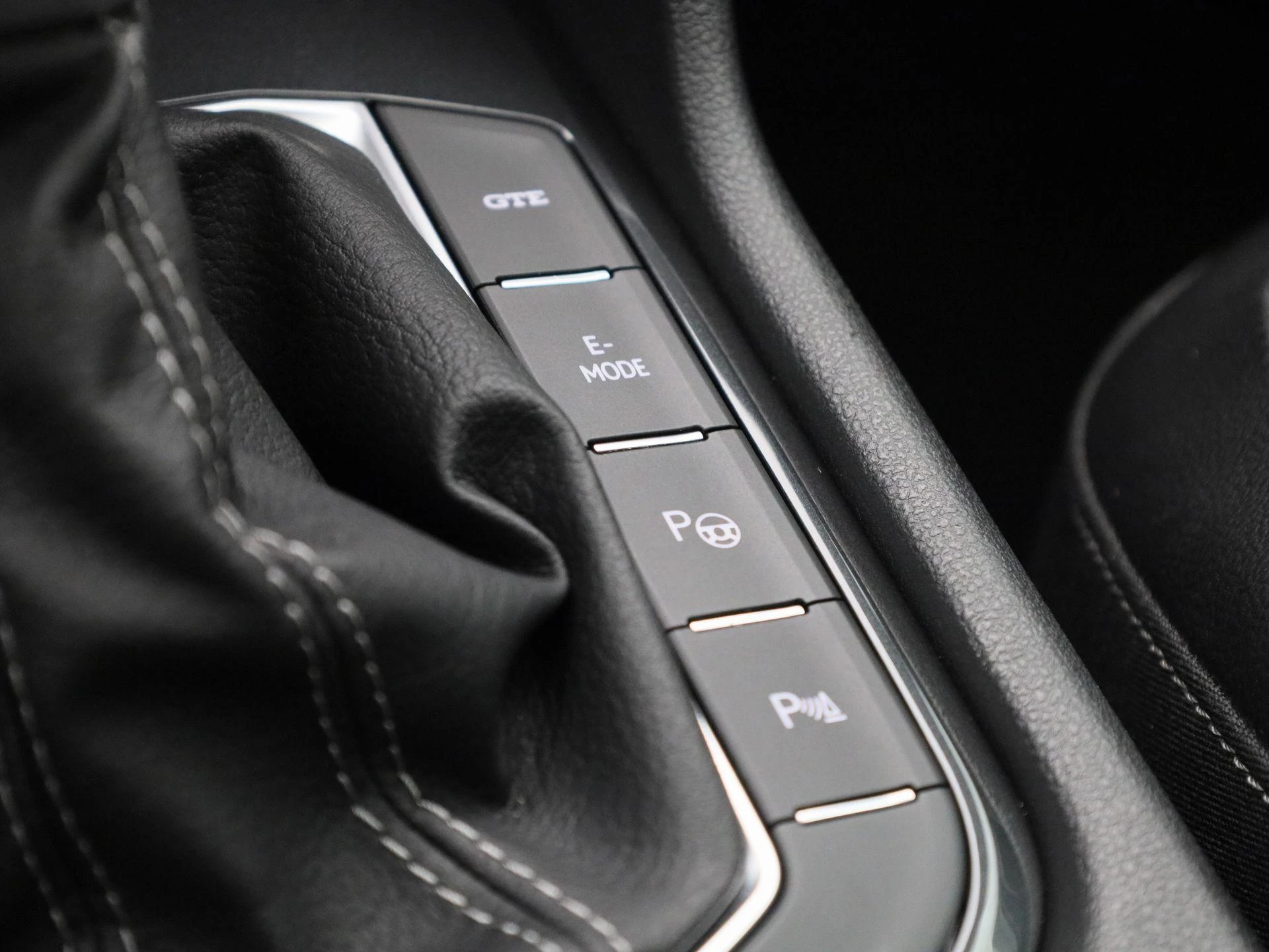 Volkswagen Tiguan 1.4 TSI eHybrid R-Line Business+ 245 PK|