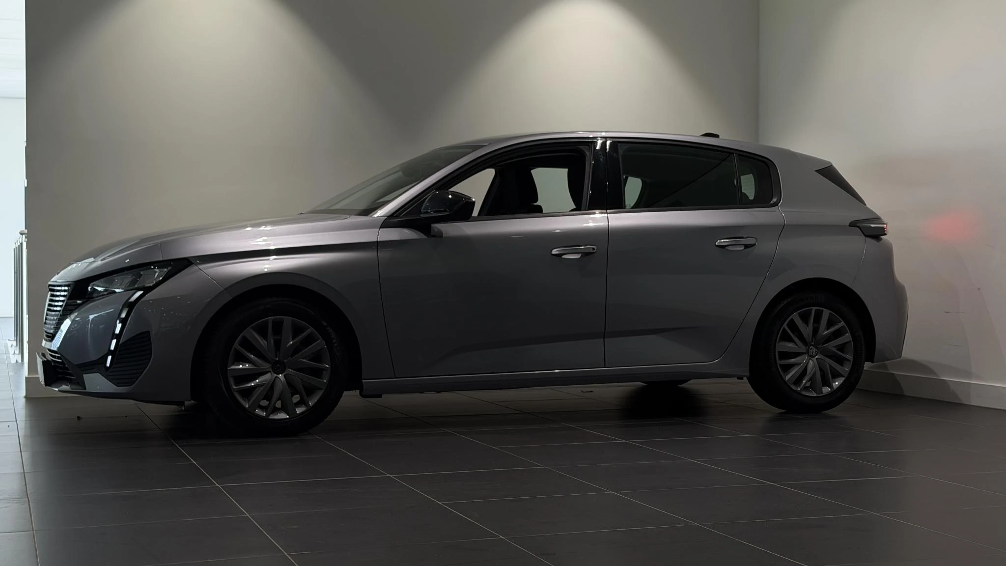 Peugeot-308-image-2