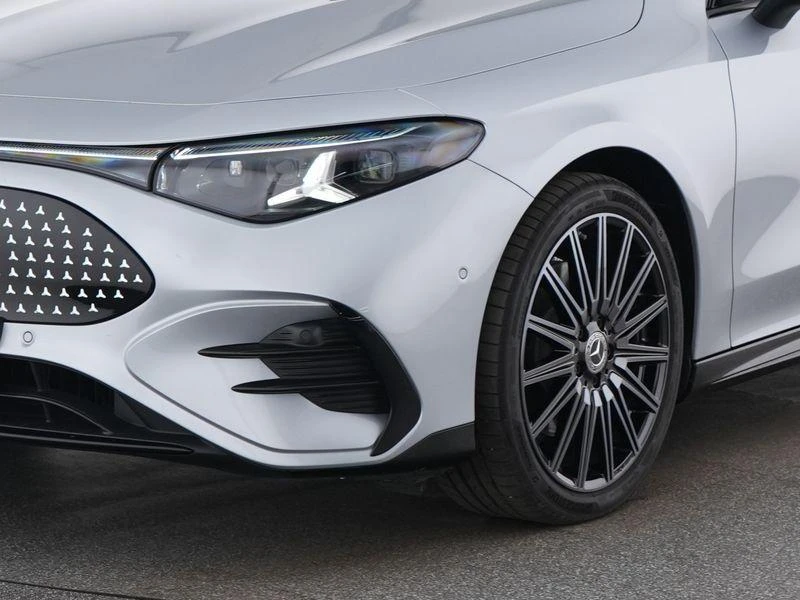Mercedes-Benz-CLA-image-2
