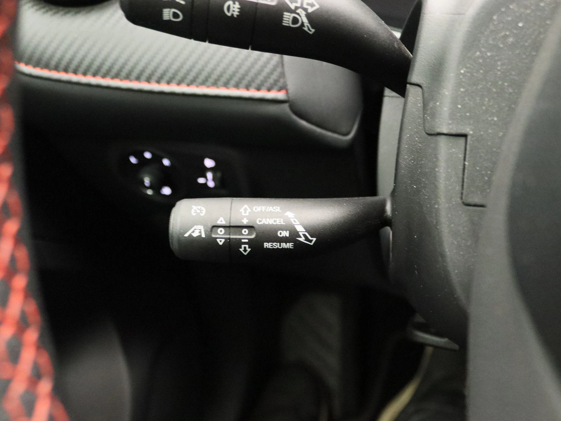 MG ZS EV Standard Range Luxury 50 kWh