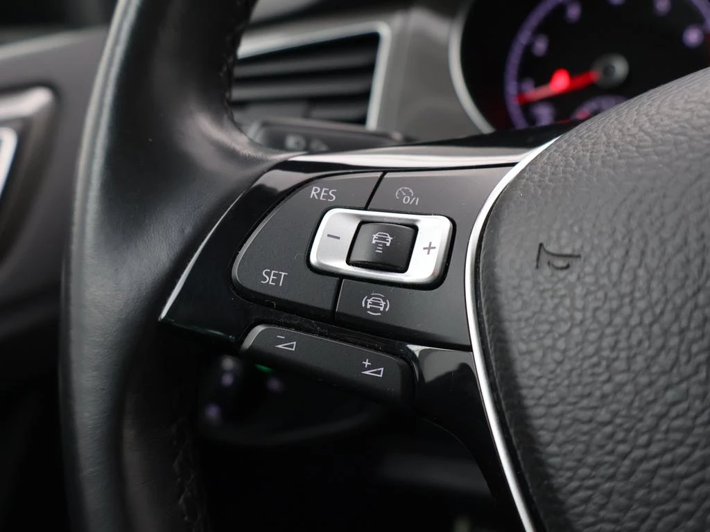 Volkswagen Golf Sportsvan Golf Sportsvan JOIN 1.5TSI 130PK *PANODAK*NAVI*CAMERA*ACC*PDC*BLTH*...*