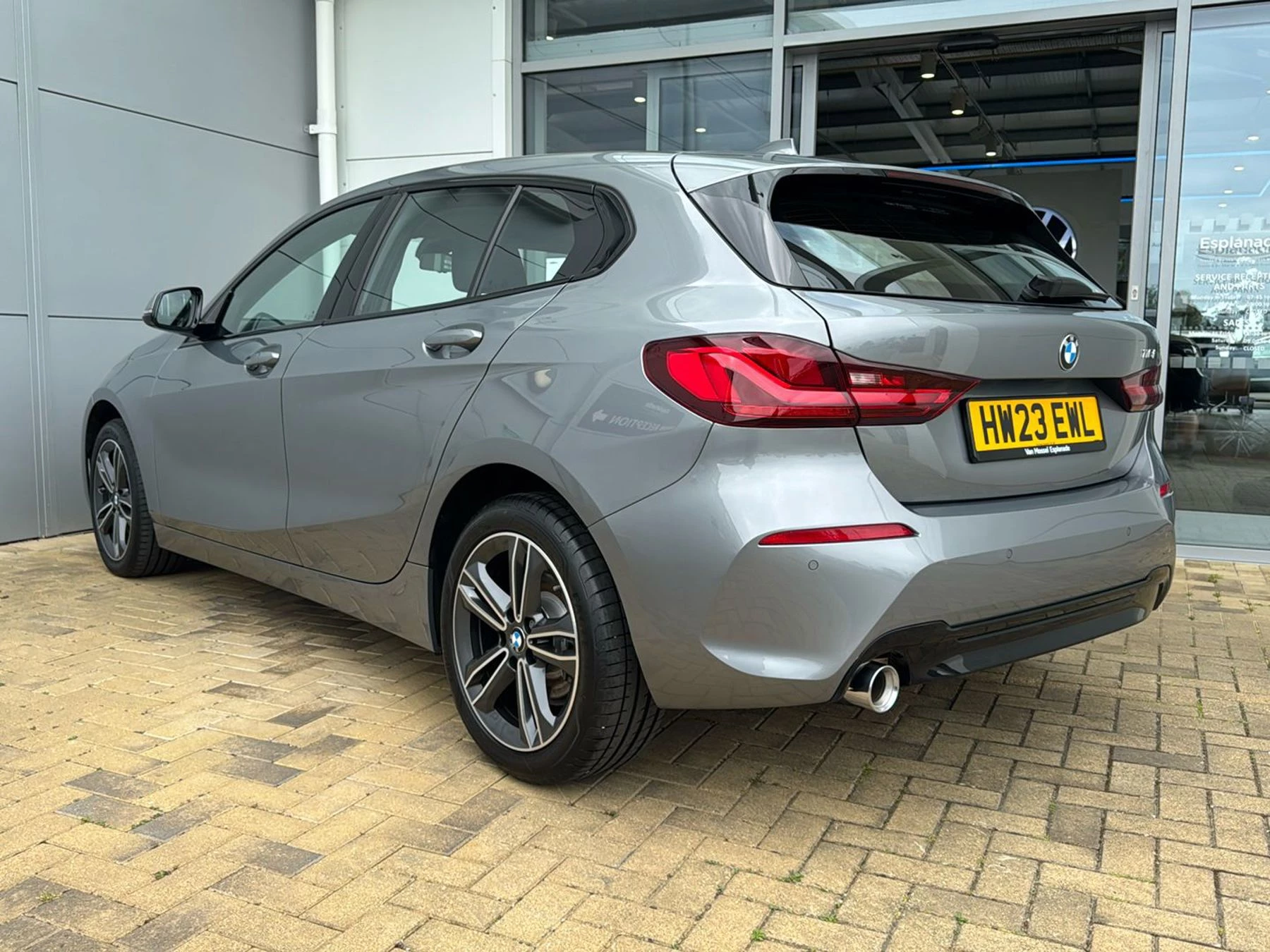 BMW-1 Series-image-2