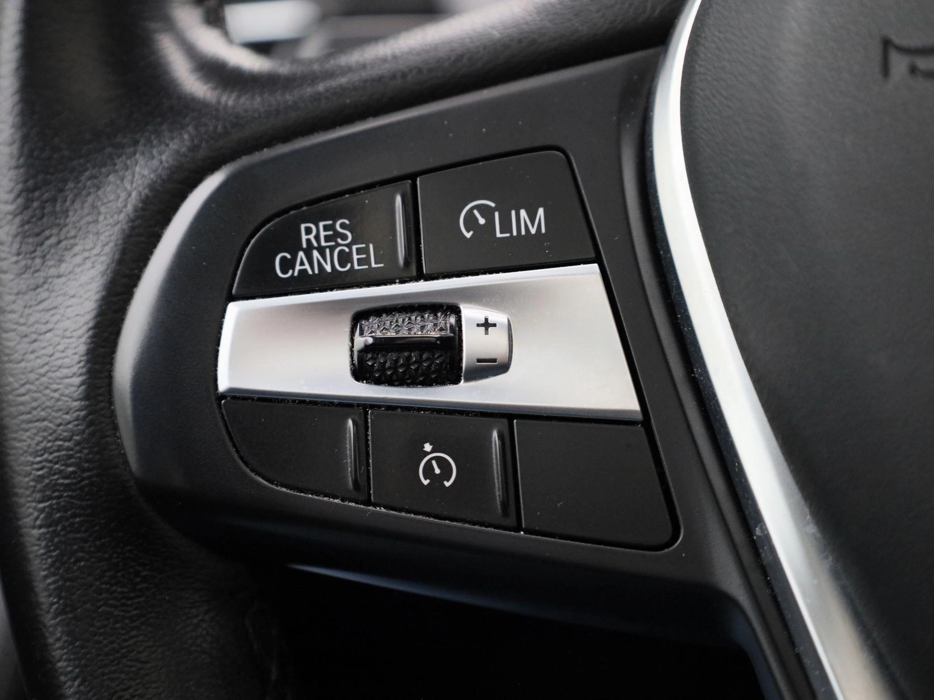 BMW X3 sDrive18d (110 kW)
