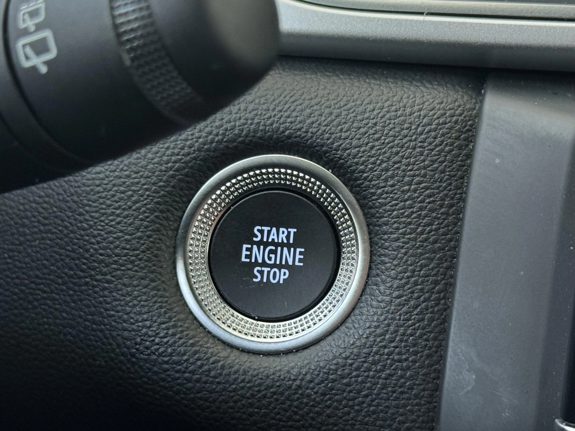 Renault-Captur-image-23