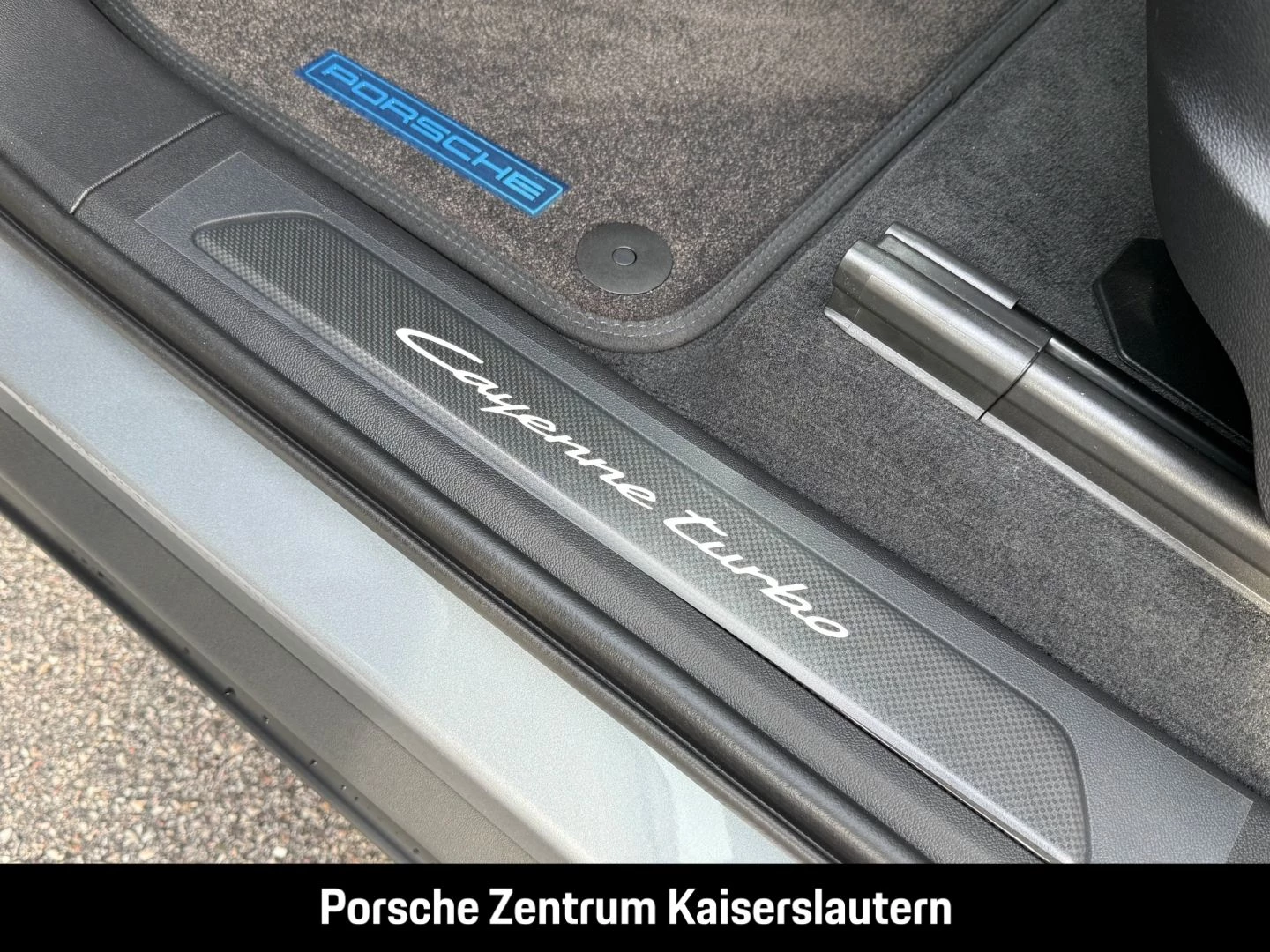 Porsche-Cayenne-image-22