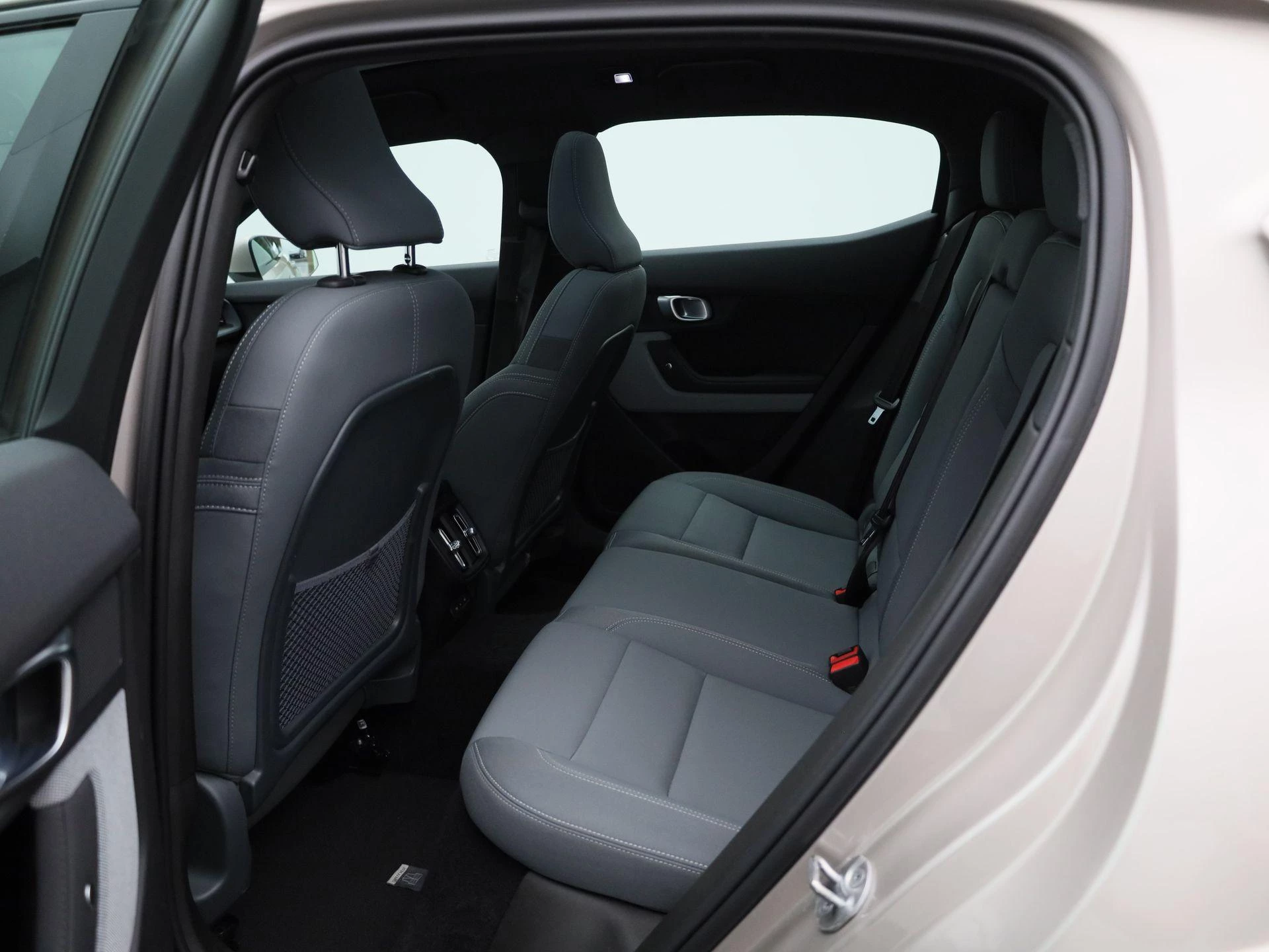 Polestar-2-image-9