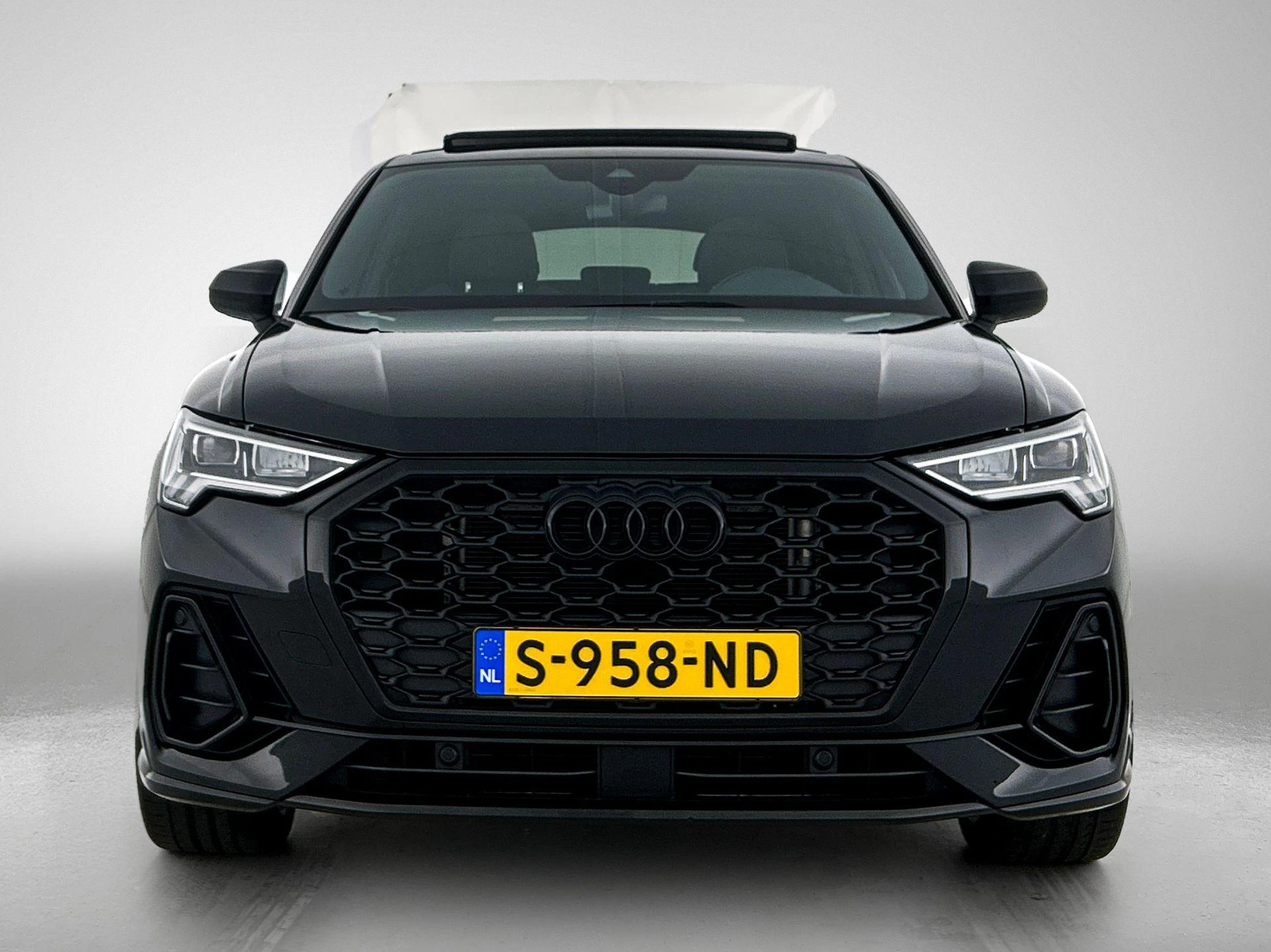Audi-Q3-image-4
