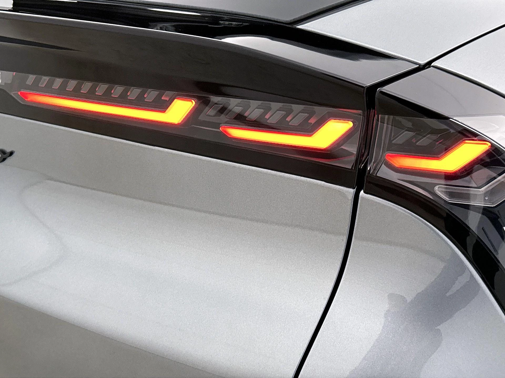 Alfa Romeo Junior 1.2 Turbo Hybrid Ibrida