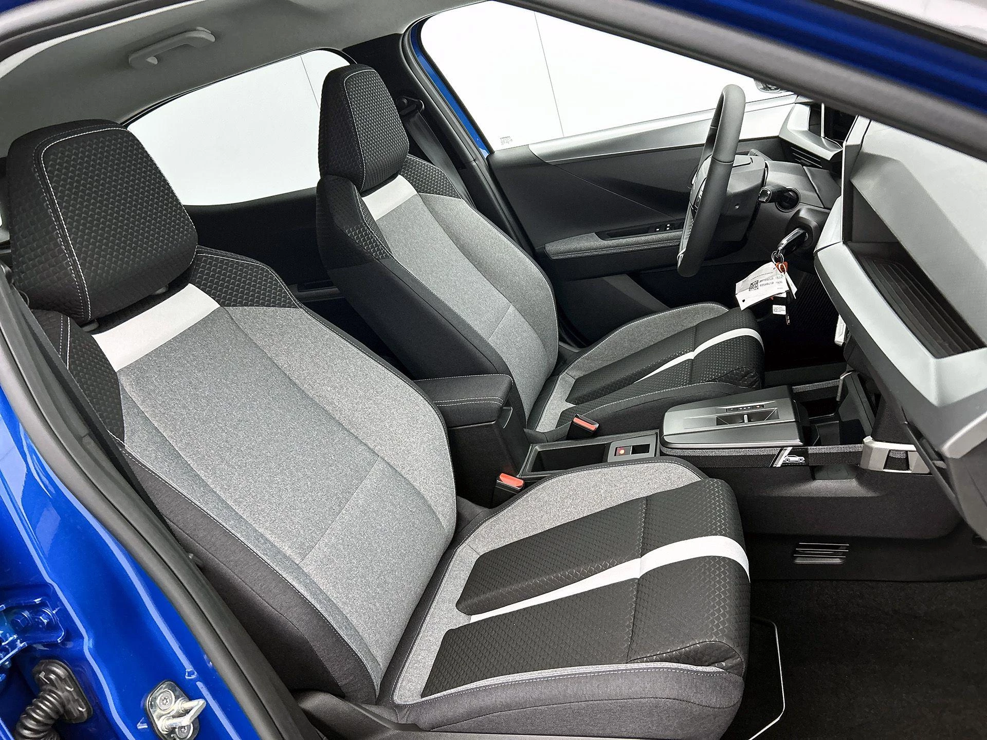 Opel-Frontera-image-38