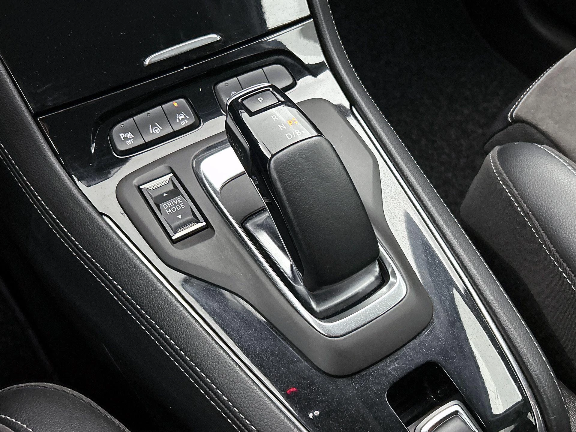 Opel-Grandland-image-31