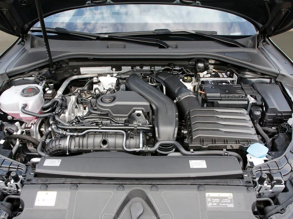 Audi A3 Sportback 35 TFSI S line NAVI+VC ACC RFK+PDC LED SHZ