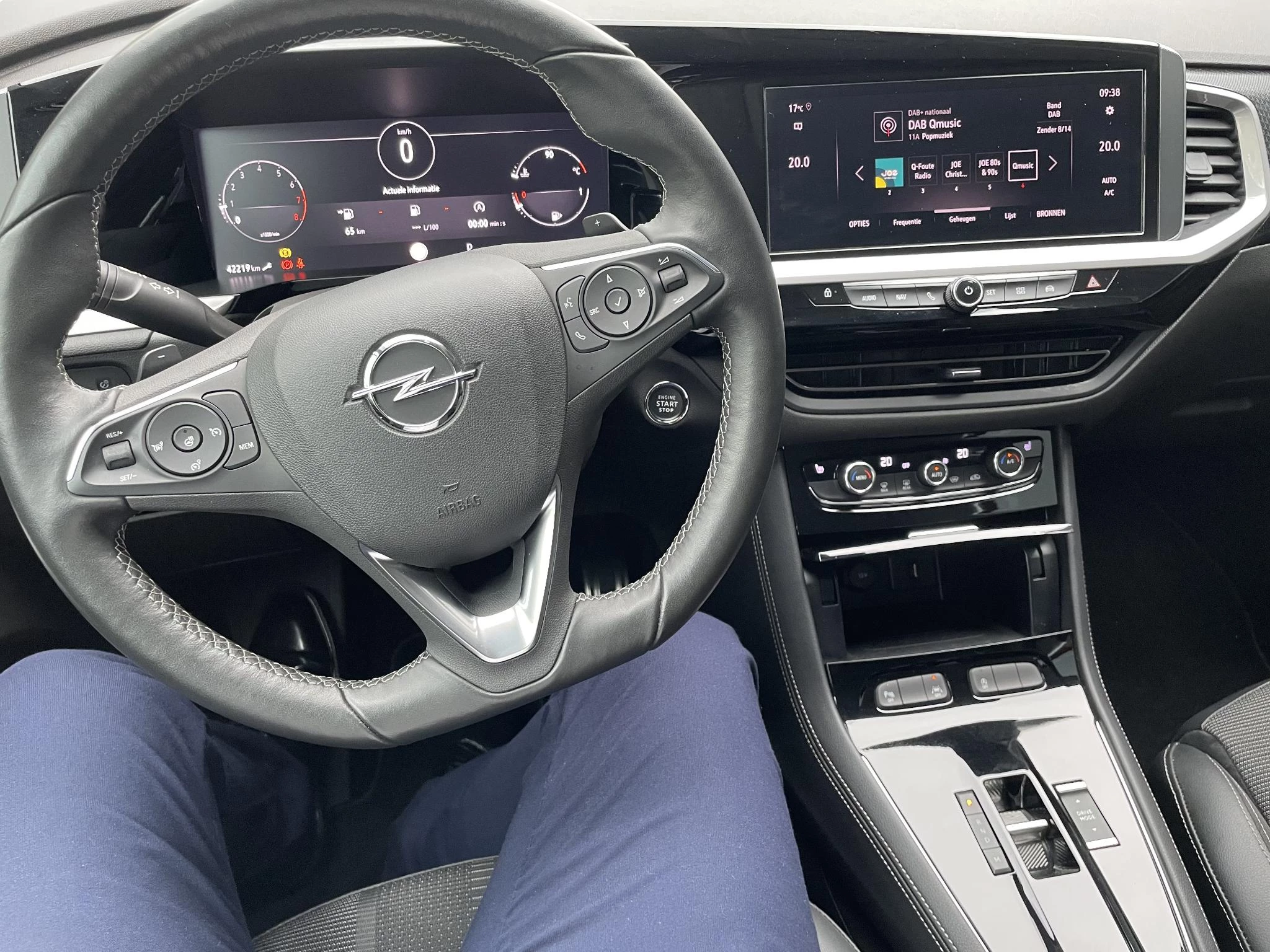 Opel-Grandland-image-12