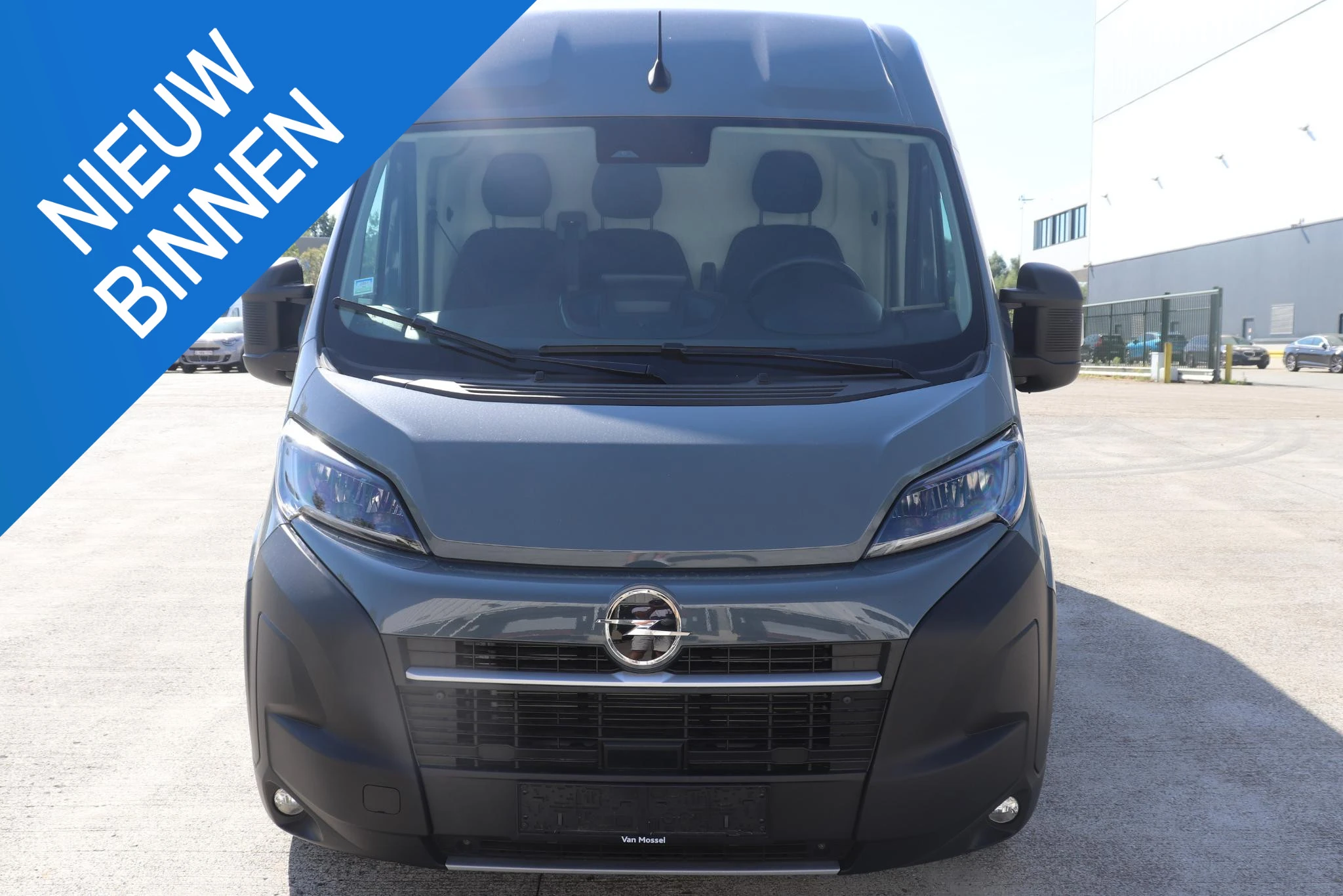 Opel-Movano-image-0