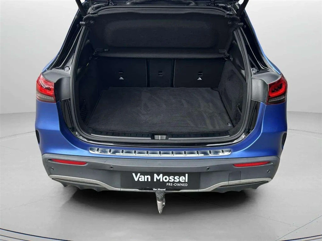 Mercedes-Benz-EQA-image-23