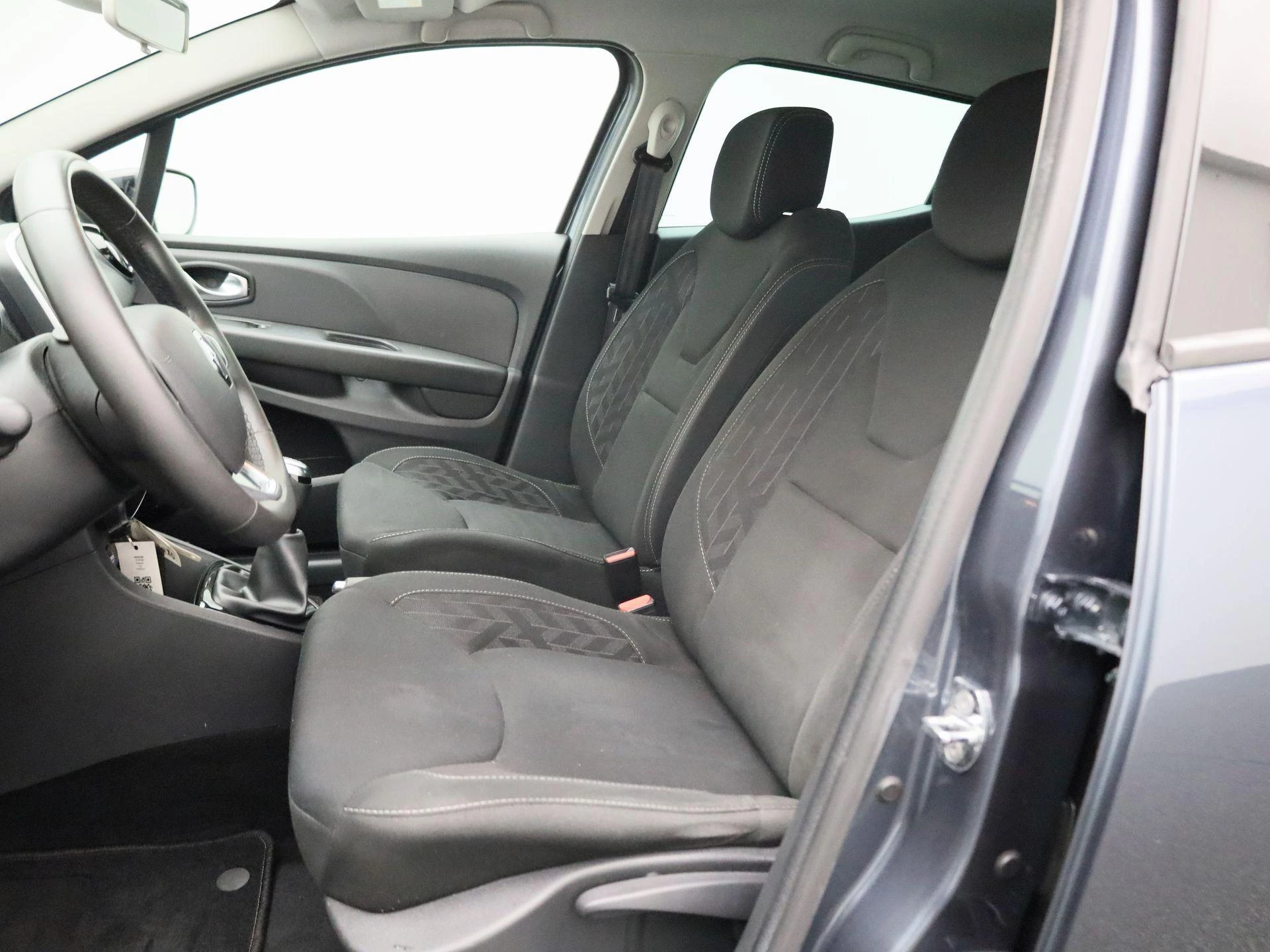 Renault-Clio-image-7