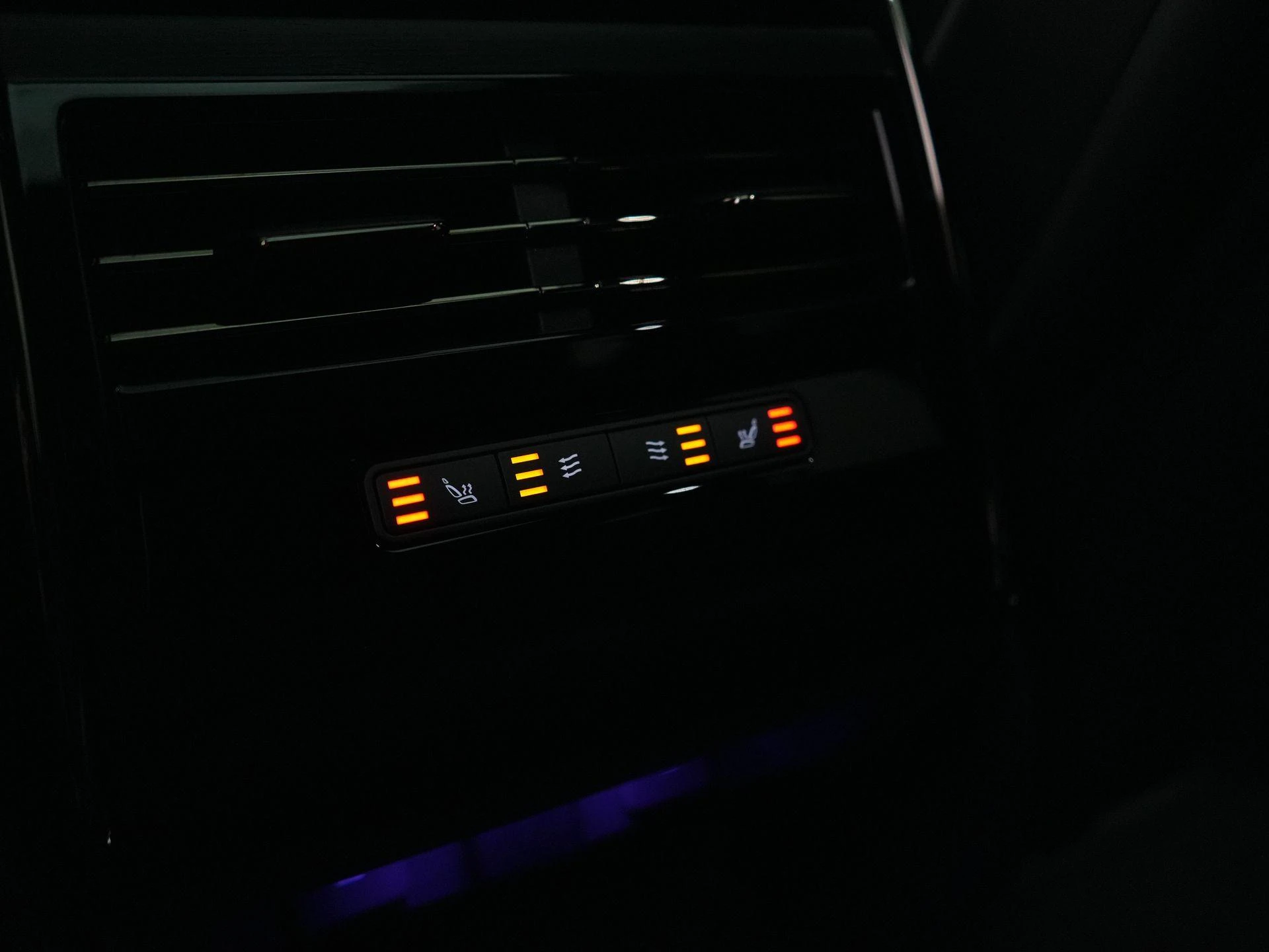 Land Rover-Range Rover Sport-image-41
