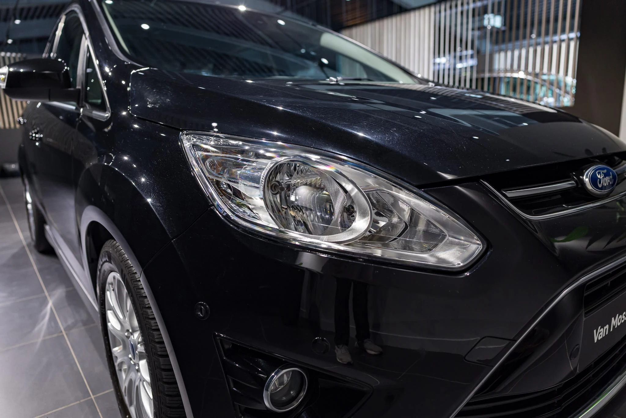 Ford-C-MAX-image-5
