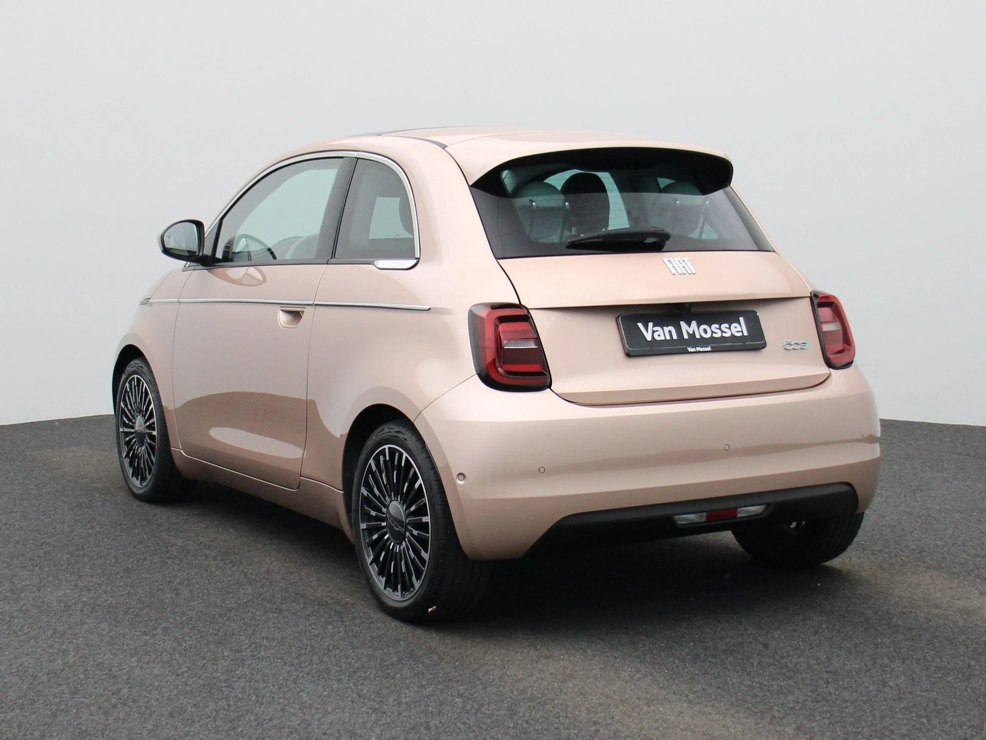 Fiat-500e-image-1