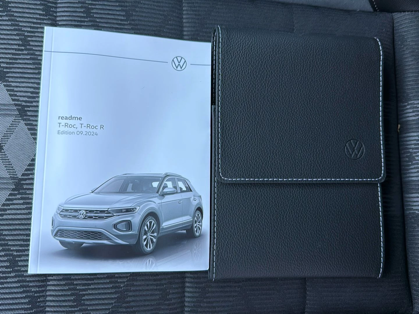Volkswagen-T-Roc-image-15