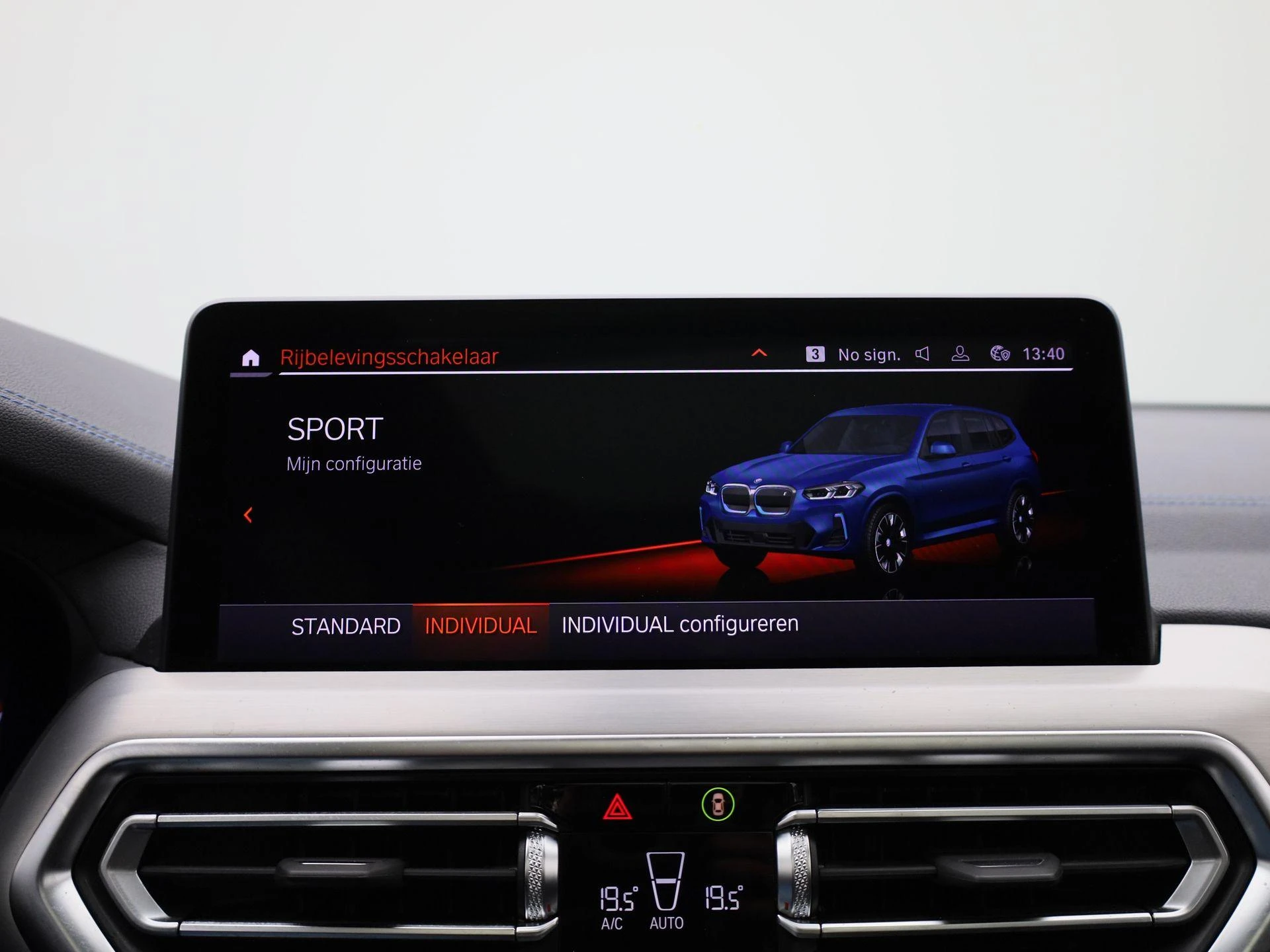 BMW-iX3-image-29