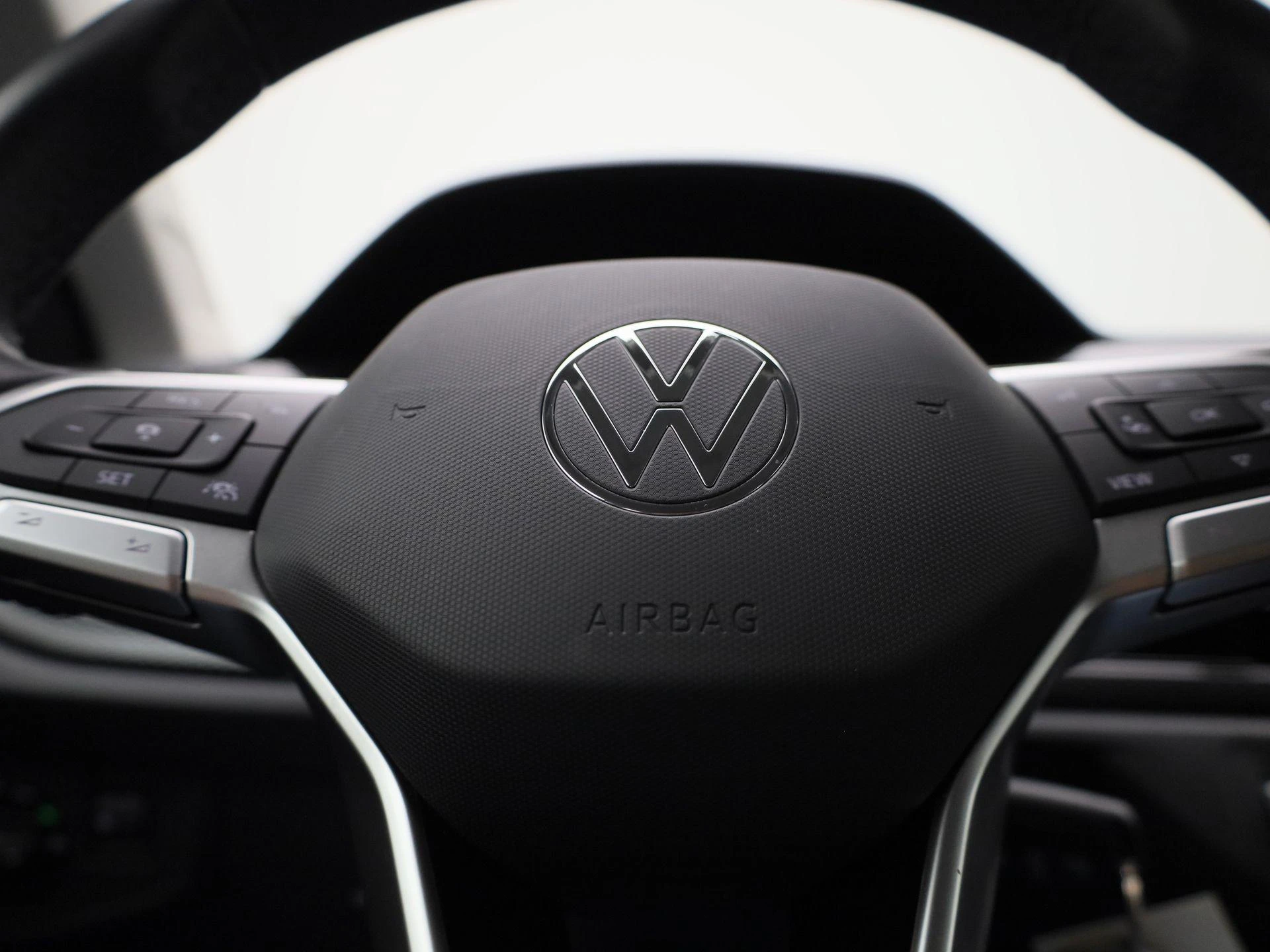 Volkswagen-Taigo-image-24