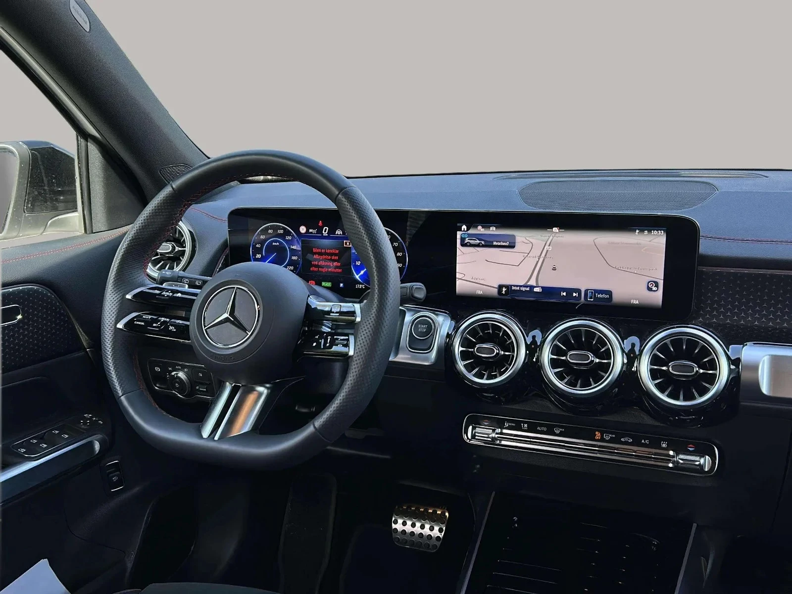 Mercedes-Benz-EQB-image-10