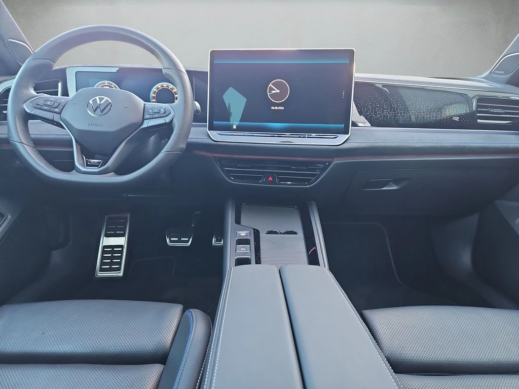 Volkswagen-Passat-image-8