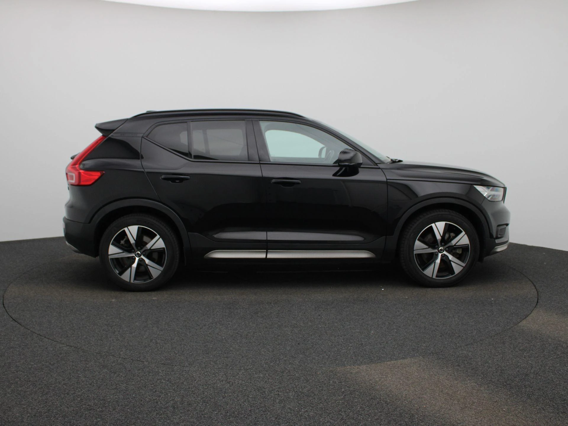 Volvo-XC40-image-5