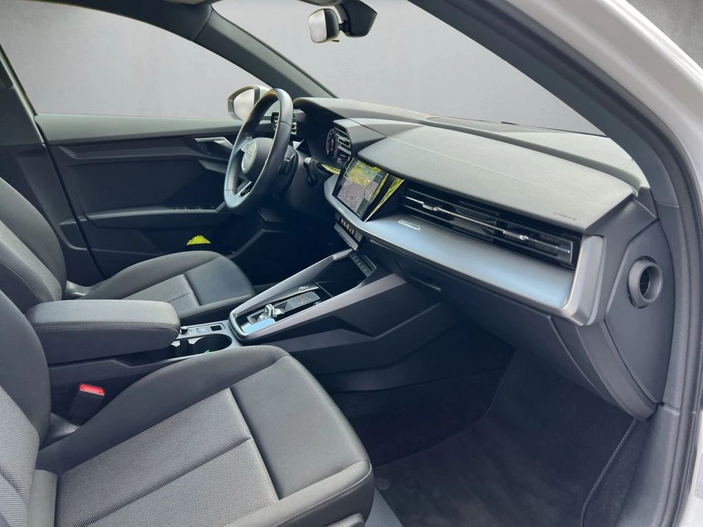 Audi A3 Sportback S line 30 TFSI S tronic *Navi*LED*
