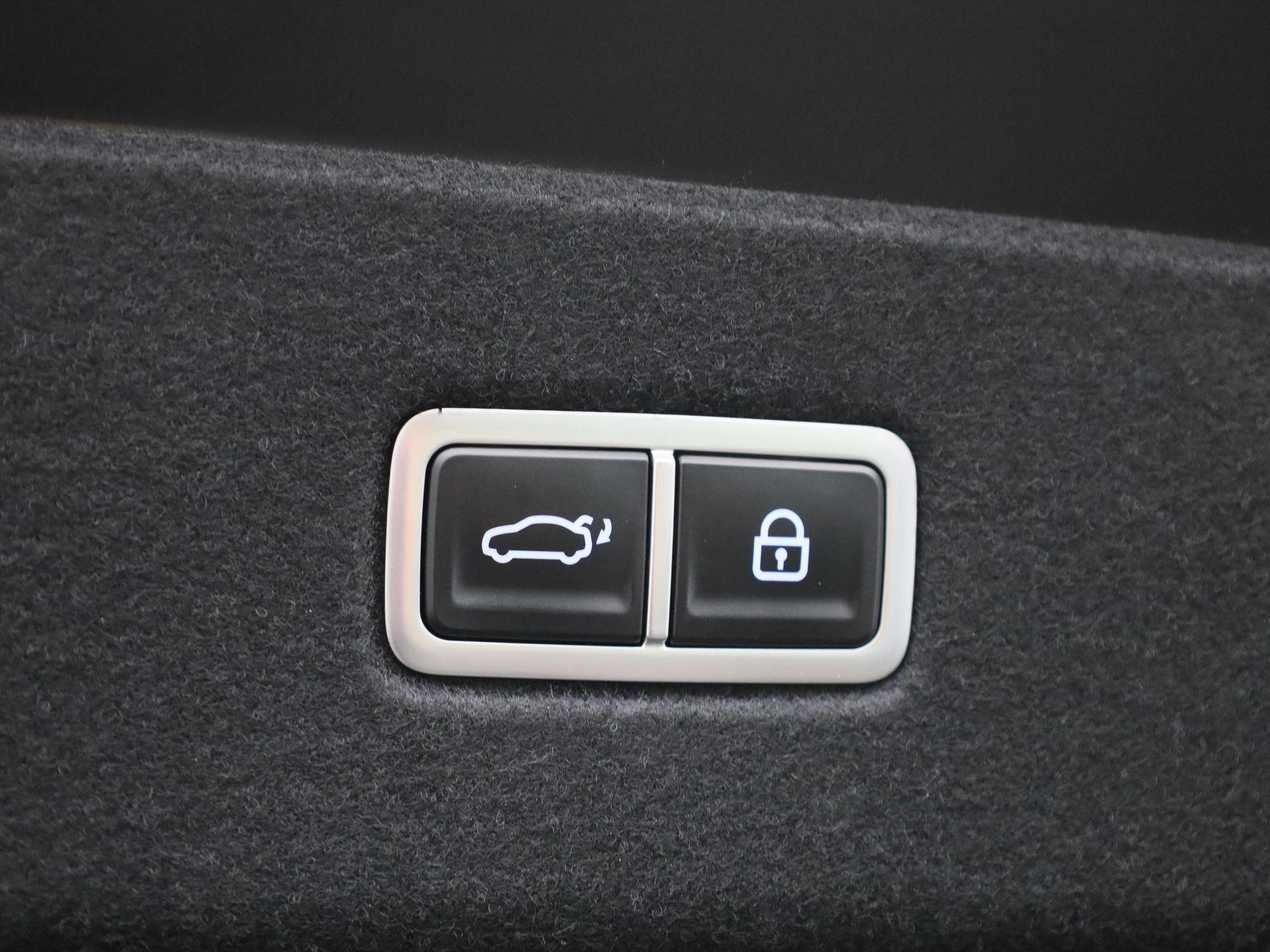 Hyundai-IONIQ 6-image-13