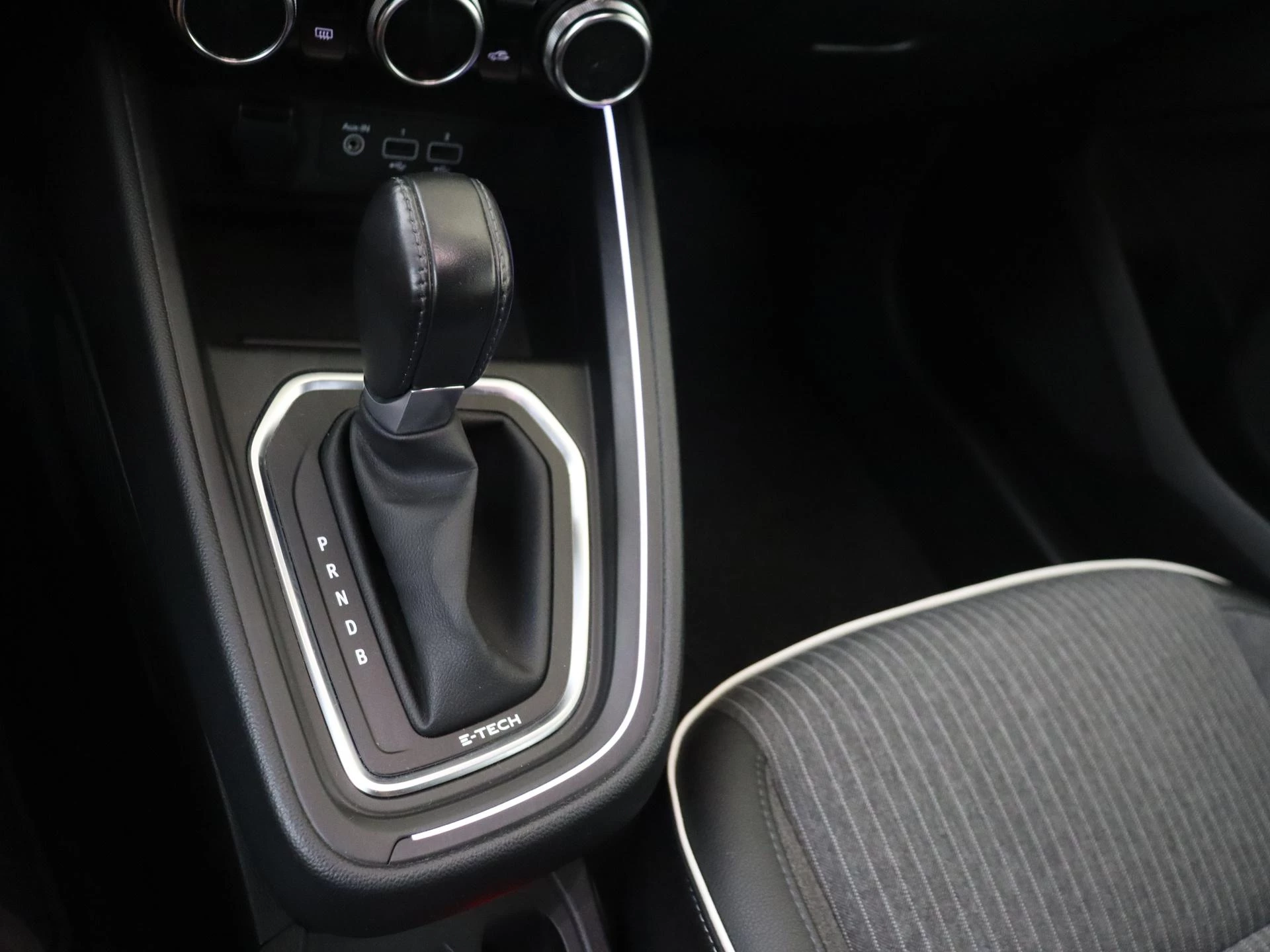 Renault-Clio-image-14