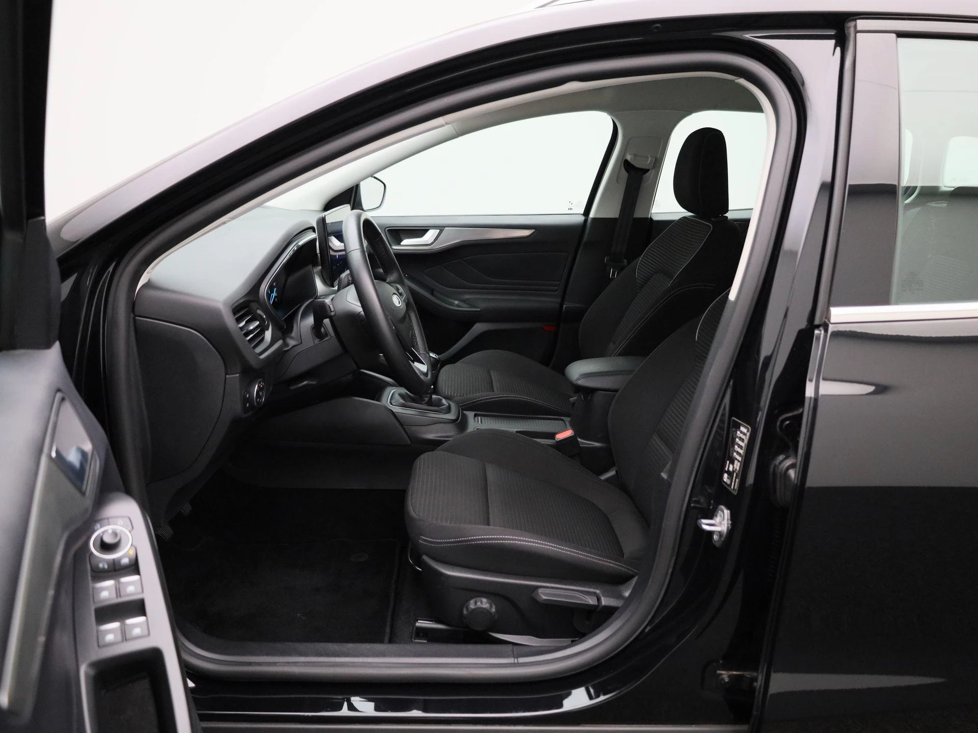 Ford Focus Wagon 1.0 EcoBoost Hybrid Titanium