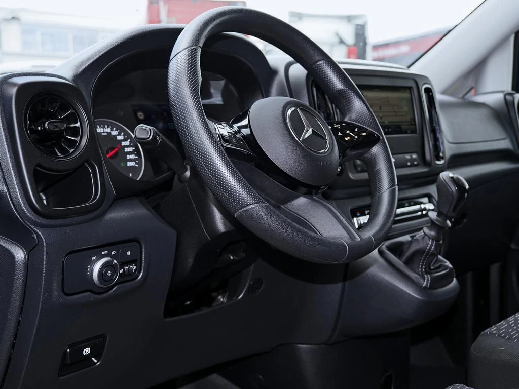 Mercedes-Benz-Vito 116-image-8