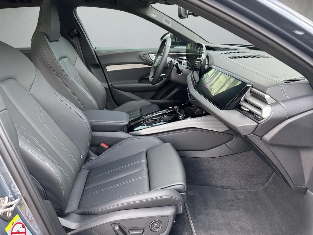 Audi A5 Avant S line TFSI quattro 150KW S tronic GWF
