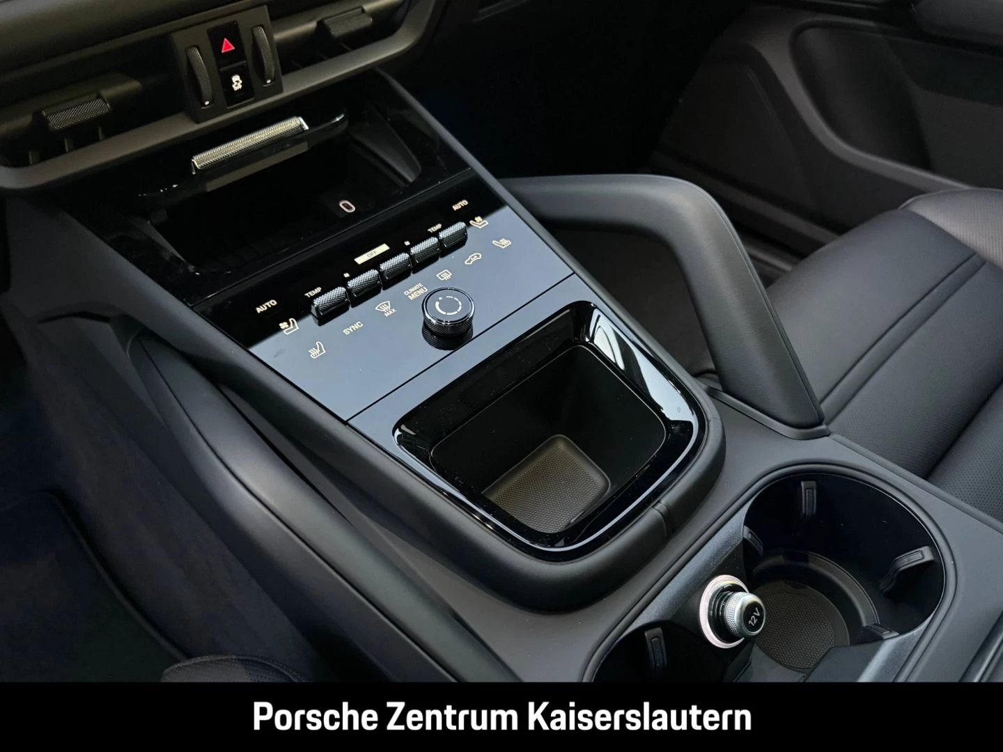 Porsche Cayenne S E-Hybrid Coupe Black Edition InnoDrive black edition