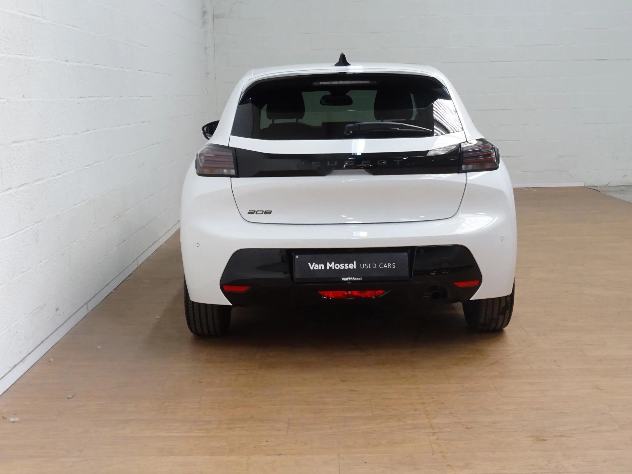Peugeot 208 1.2 HYBRID Allure automaat