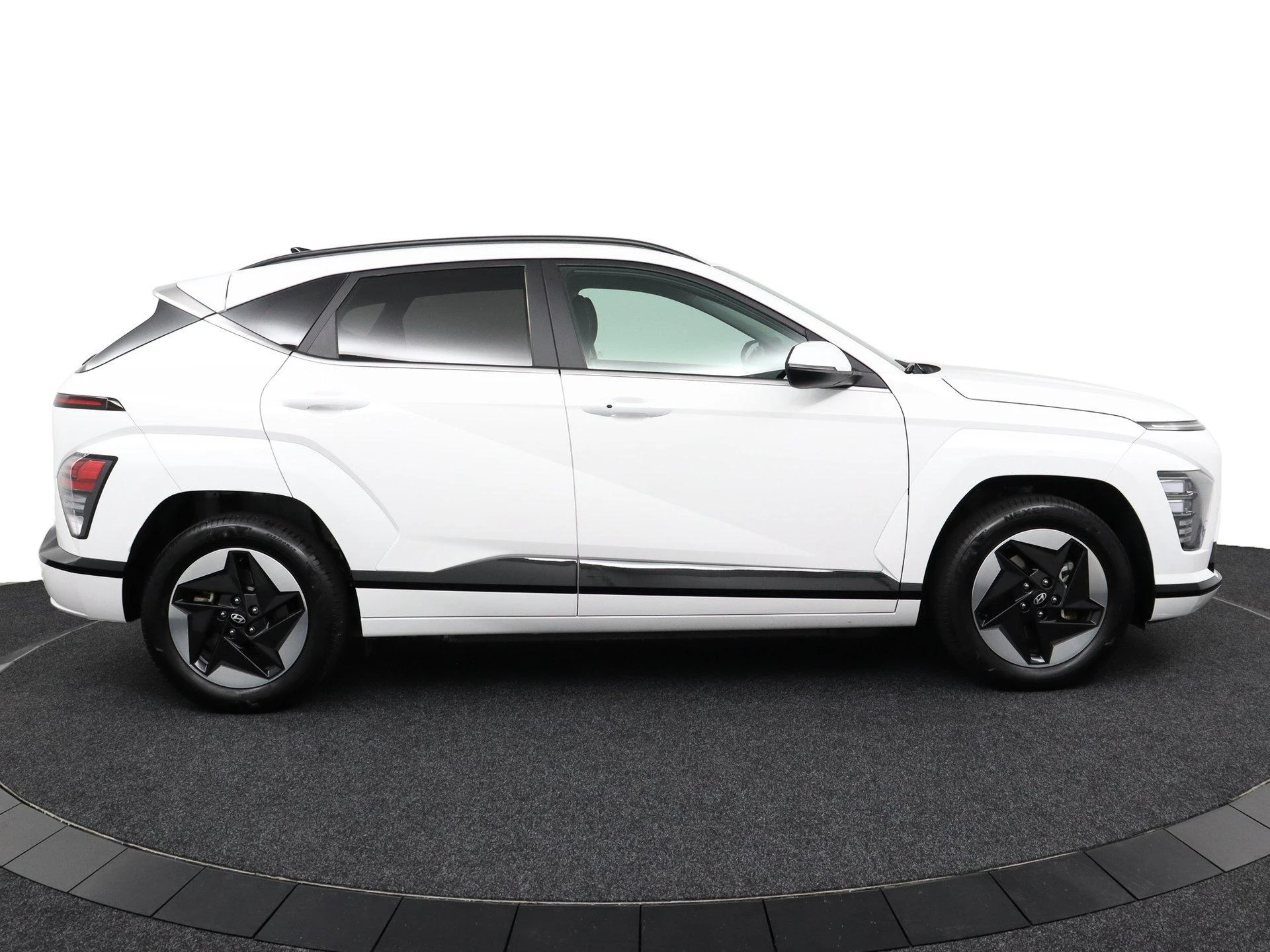 Hyundai-Kona-image-10