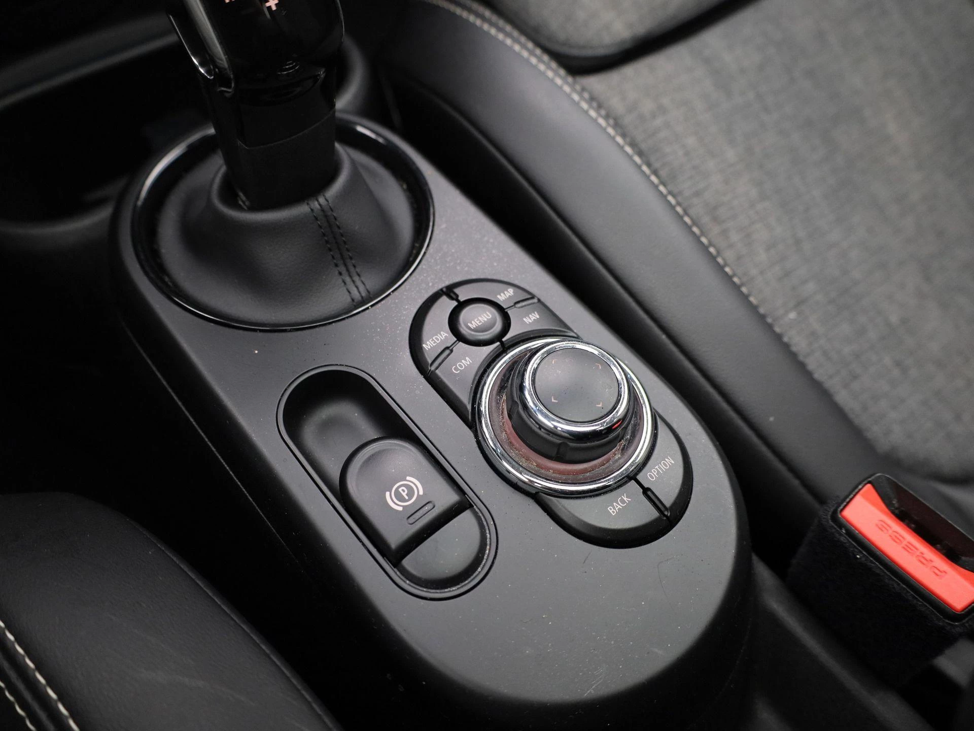 MINI-Cooper S-image-29