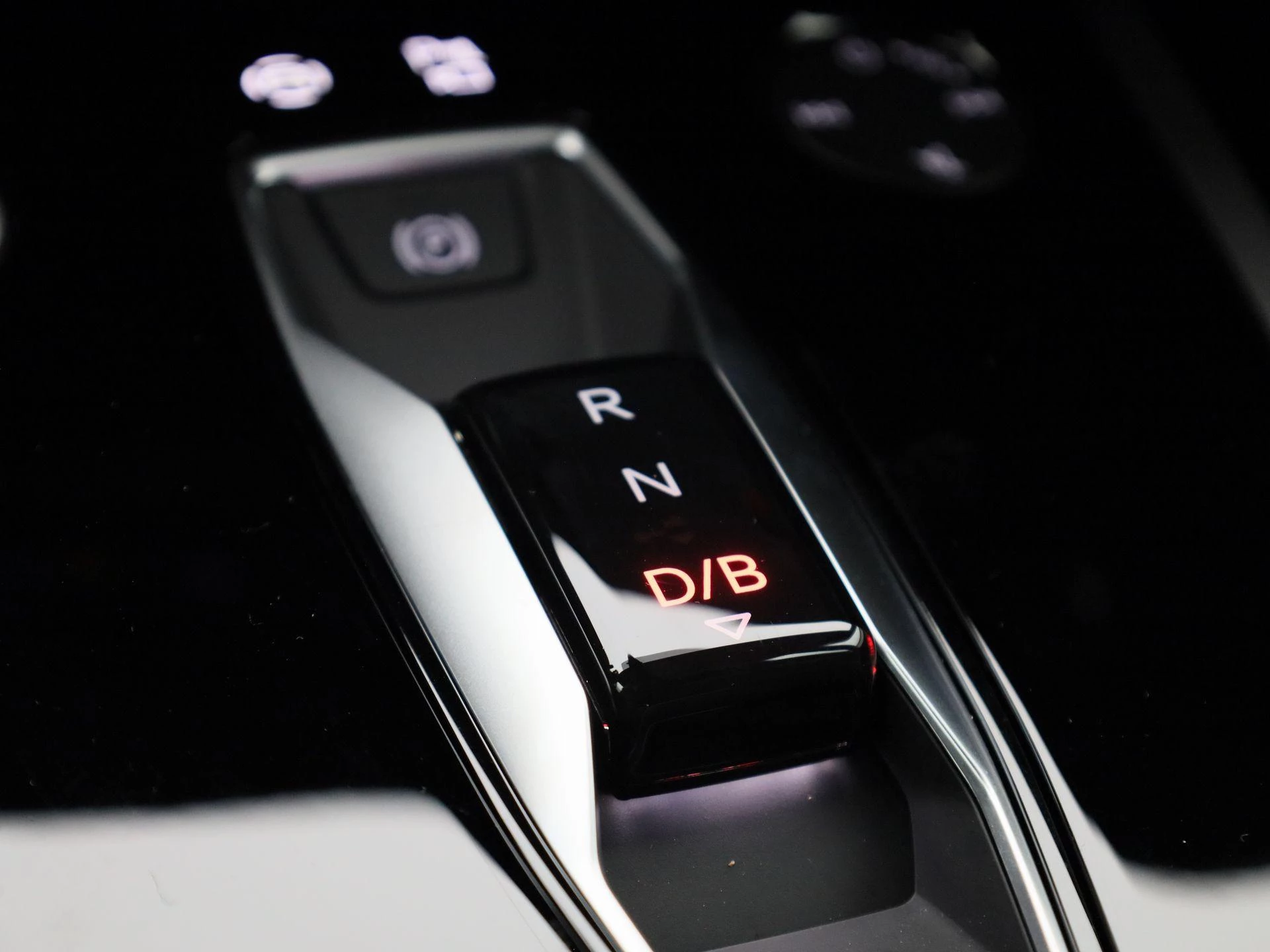 Audi-Q4 e-tron-image-20